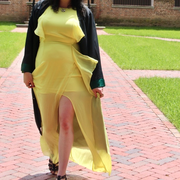 BCBG BRIGHT YELLOW DRESS - Picture 1 of 6